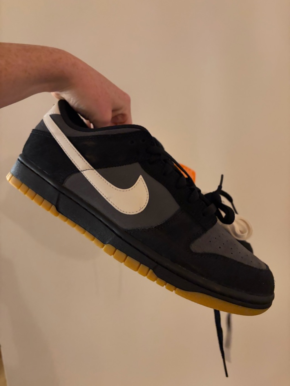Nike Men’s Low-Top Sneaker — Black/Gray/White with Yellow Gum Sole